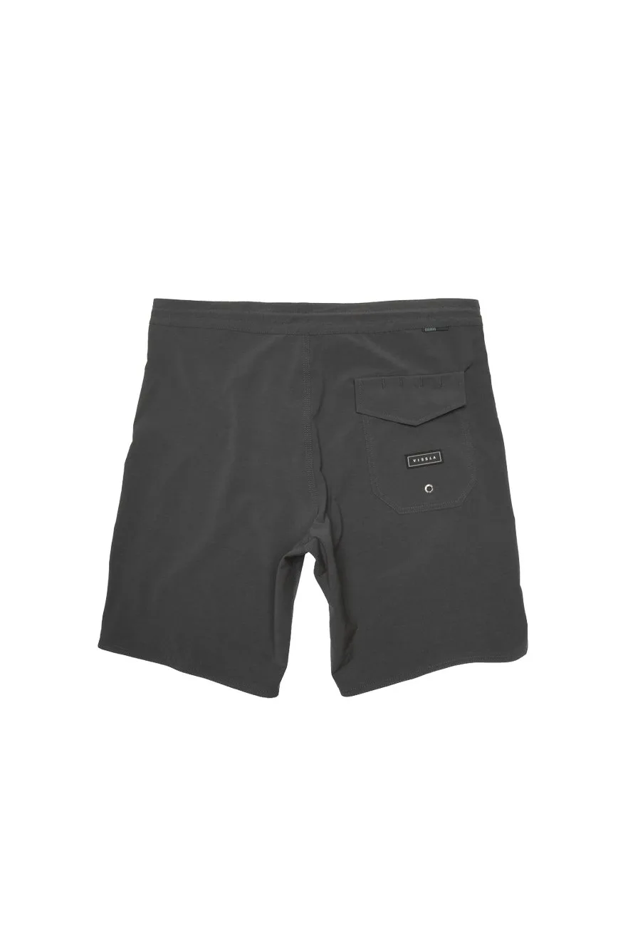 Vissla Solid Sets 18.5″ Boardshort, Phantom